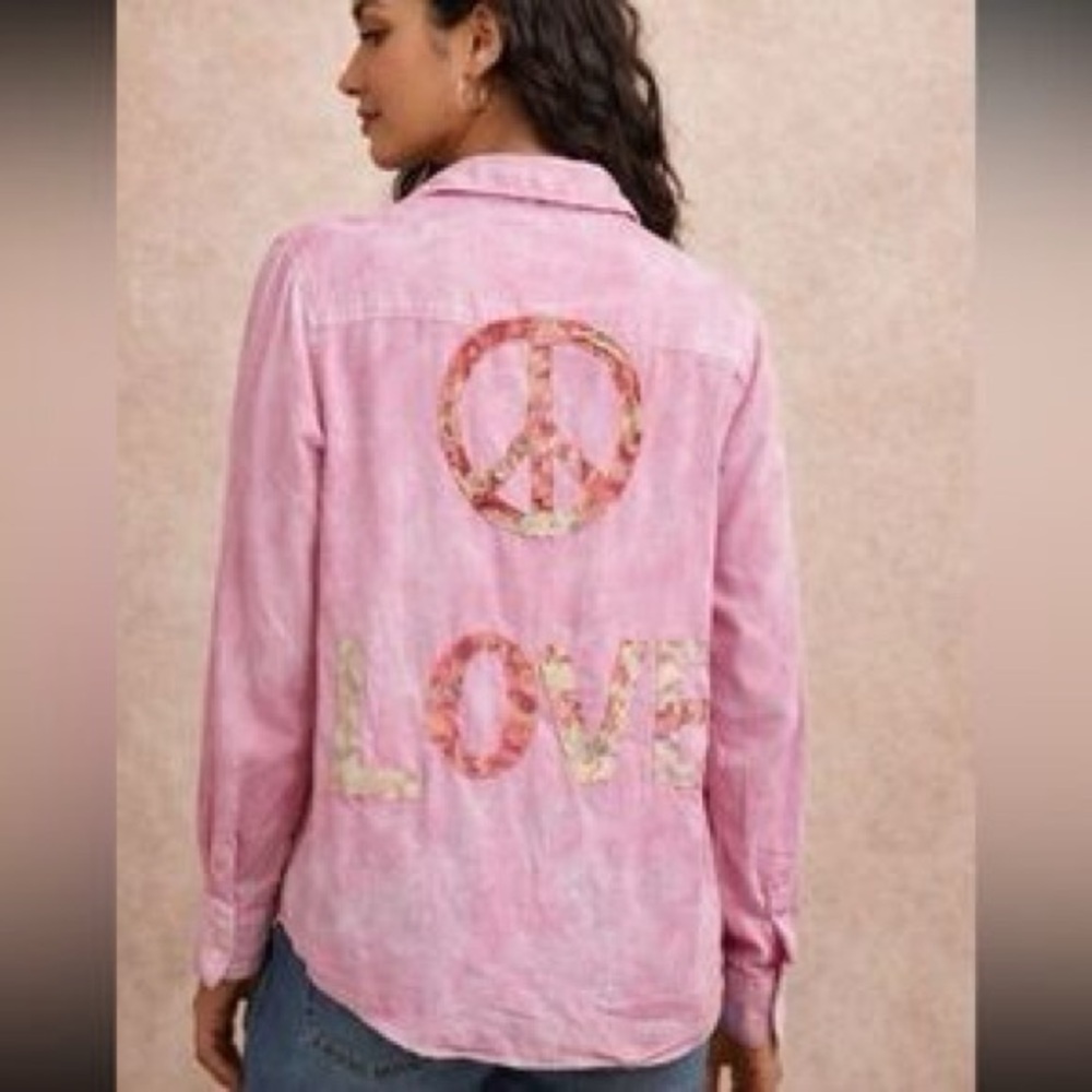 The Nu Vintage Pink Button Down Blouse Peace Love Happiness Graphic Size XL NWT